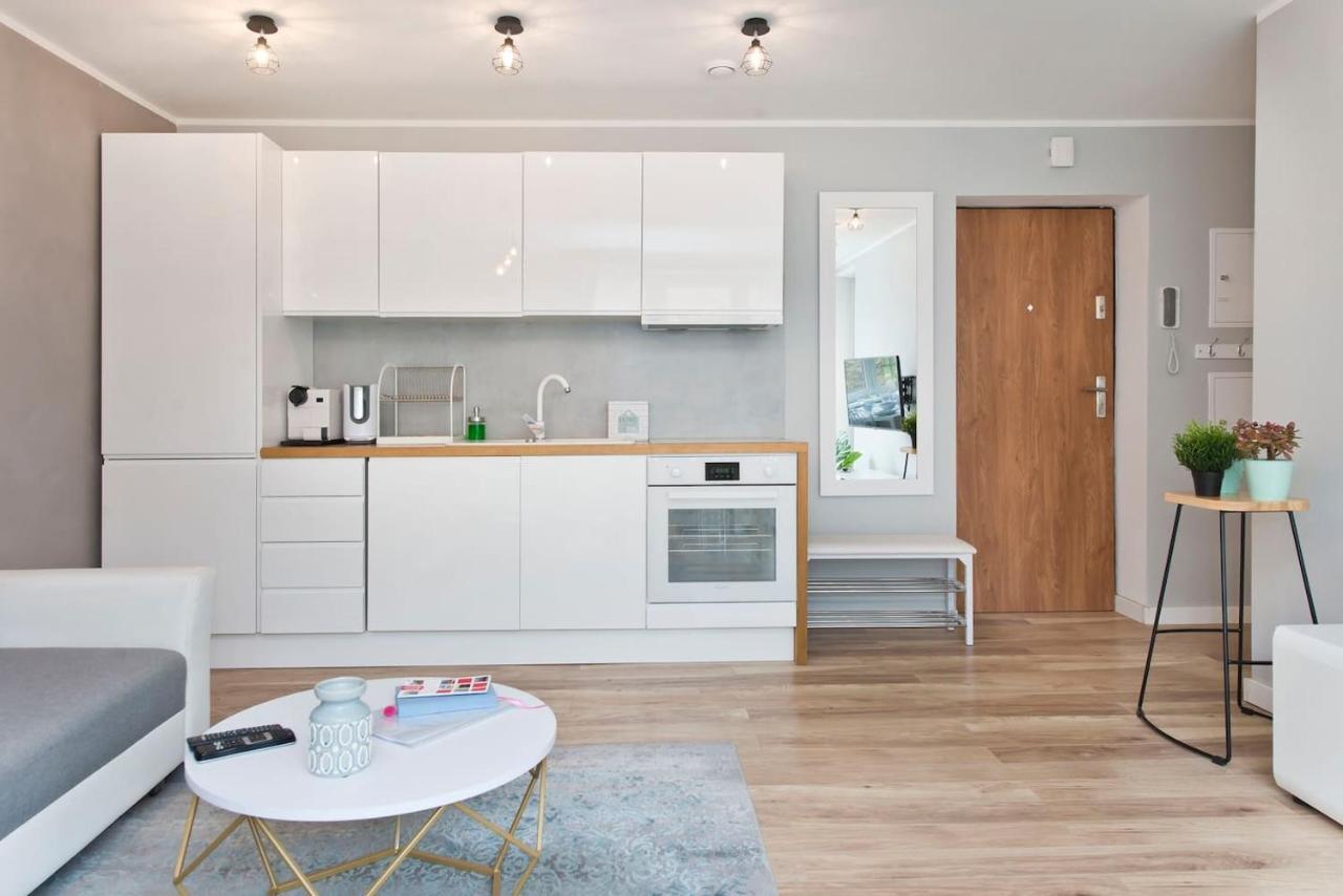 Stay Hip In Vibrant Centrally Located Apartment In Old Town Gdansk Luaran gambar