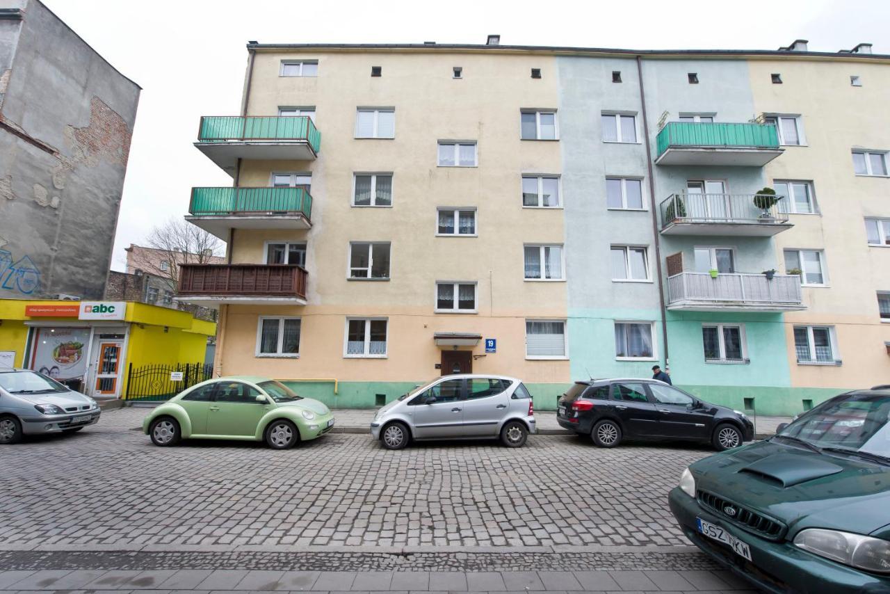 Stay Hip In Vibrant Centrally Located Apartment In Old Town Gdansk Luaran gambar
